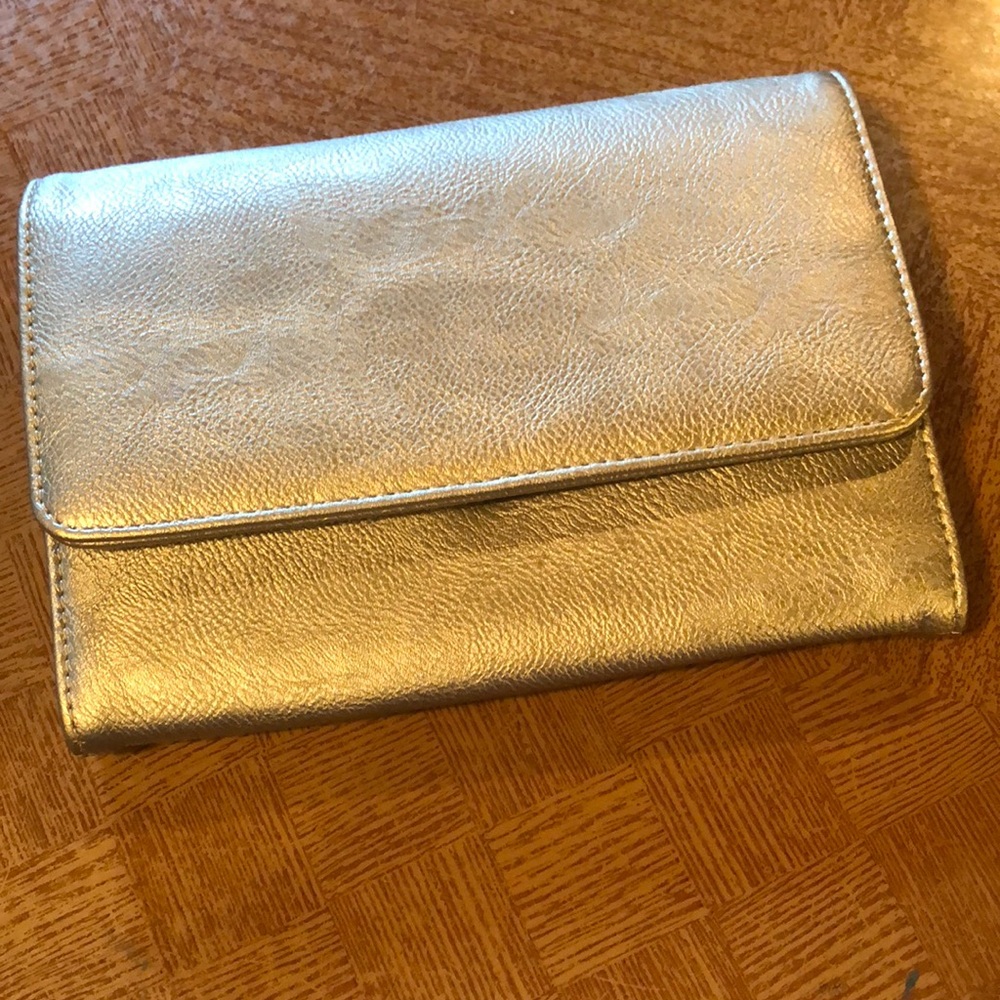 ✨CLARKS Sexy Gold Metallic Clutch for Elegant Evenings 💛